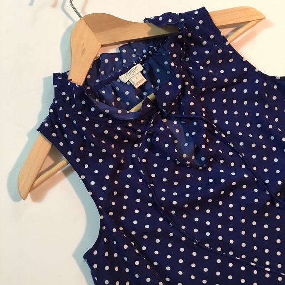 polka dot sleeveless top